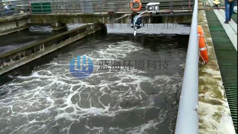 藍?？萍?四川某地 推流攪拌曝氣機現(xiàn)場視頻