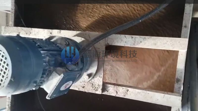 廣西仙鶴新材料丨低壓+高壓帶式污泥脫水機(jī)，干度達(dá)45%